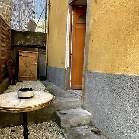 Avec Mezzanine Lägenhet